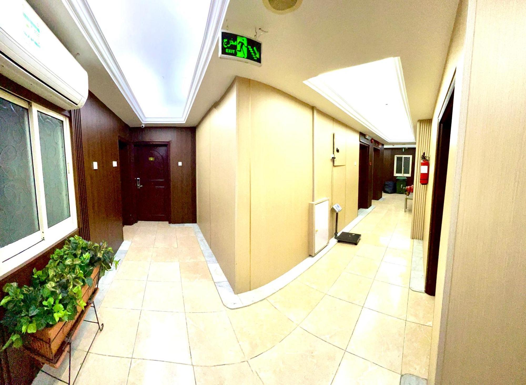Al Ahrar Hotel Дубай Экстерьер фото